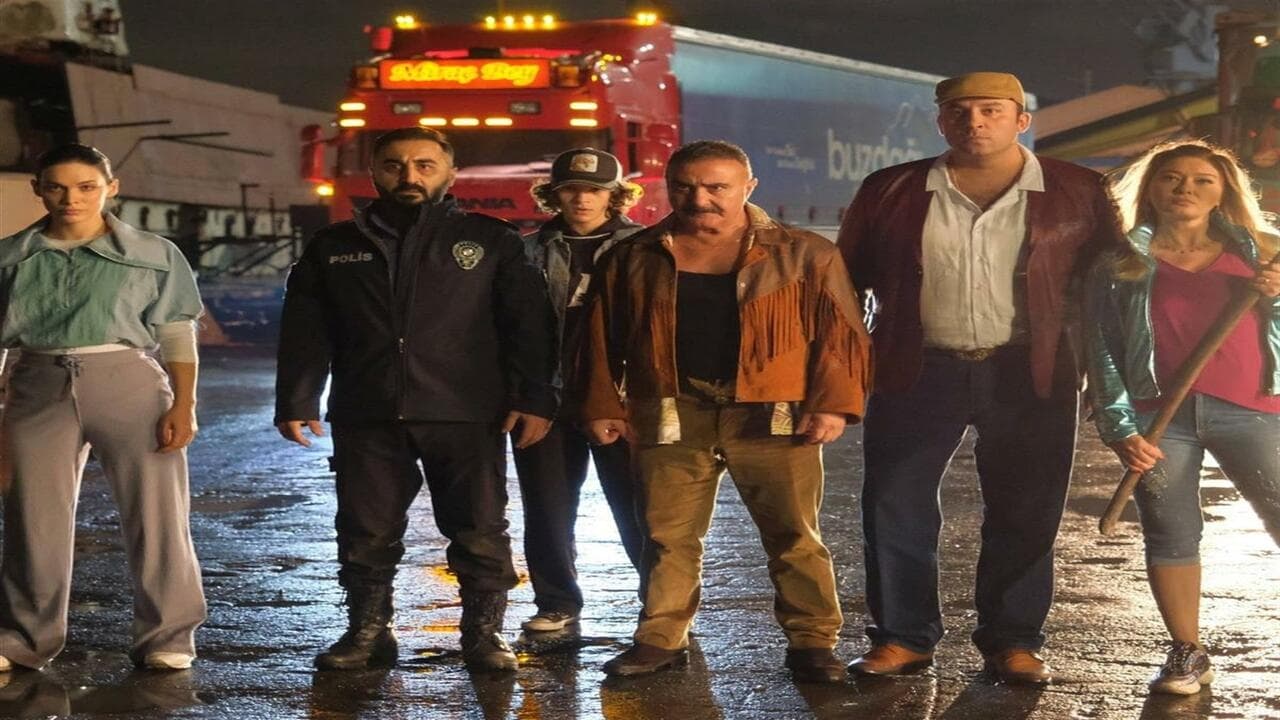 دانلود فیلم این خانواده کیست؟ Kim Bu Aile? 2022